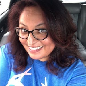 Meet your Posher, Tania